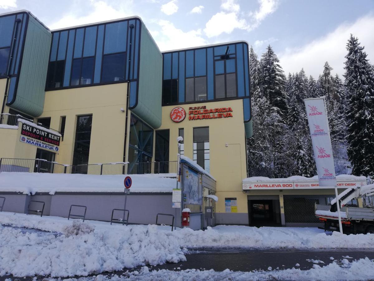 Roulette Montana Marilleva 900 Apartment *